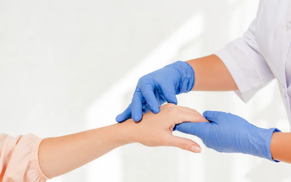 Retrograde linear threading for dorsal hand volume restoration